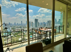 Royce Private Residences - รอย์ช ไพรเวท เรสซิเดนซ์ส Near BTS Phrom Phong or Asok or MRT Sukhumvit