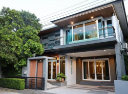 P31 ให้เช่า เดอะ แกลเลอรี่ เฮ้าส์ แพทเทิร์น The Gallery House Pattern  ใกล้MRT ลาดพร้าว บ้านเดี่ยวสไตล์ Modern Loft 