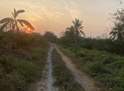 ขายที่ดินด่วนสุพรรณบุรีห่างถนนใหญ่ 400 เมตร จังหวัดสุพรรณบุรี 