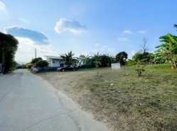 Land for rent near Koh Samui Airport, area 1 rai 24 square wah.