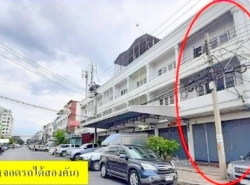 รัตนาธิเบศร์ ตลาดบางใหญ่ซิตี้  ให้เช่าอาคารพาณิชย์ 3 ชั้นและดาดฟ้า MRT บางใหญ่ 1กม. หัวมุม 24ตรว. 295ตรม.ทำธุรกิจ 2นอน 3น้ำ 2จอดรถ 3แอร์ 