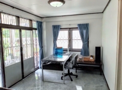 ให้เช่า บ้านเดี่ยว M430 House for Rent Near MRT Ratchadaphisek 240 ตรม 62 ตรว