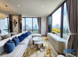 Four Seasons Private Residences Condo for SALE, near BTS Saphan Taksin