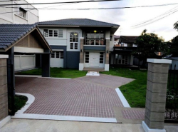 ขายบ้านเดี่ยว 2 ชั้น โชคชัยสี่ Sell a detached house in Chokchai 4 ขนาด 122 ตรว. บรรยากาศดี เงียบสงบ ปลอดภัย ใกล้ทางด่วน