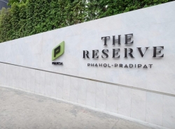 ว่างให้เช่า The Reserve Paholpradipat เดินทางสะดวกห้อง Duplex Size 40 sq m. พร้อมเข้าอยู่ได้เลย