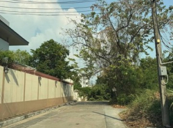 รหัสทรัพย์ R3234 ขาย ที่ดิน เหมาะทำบ้านพักอาศัยมีระดับ ถนนสุขุมวิท อ่อนนุช 