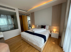 Aequa Sukhumvit 49 Private clean 18th floor BTS Thonglor