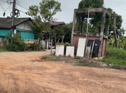 ขายที่ดิน ติดถนนสุวินทวงศ์ 2 แปลง 318 ตรว. หนองจอก กรุงเทพ