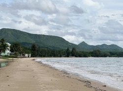 เมษานี้ทีมการตลาดขอเสนอทรัพย์ขายลูกค้า  ขายที่ดินริมหาดสะพลีทรายขาวน้ำใสคราม สวยงามวิวทะเลธรรมชาติสุดสุด ปะทิวใกล้หาดสวยทุ่งวัวแล่น  