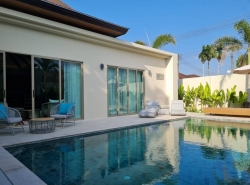 For Rent : Thalang, Brand New Luxury Pool Villa, 3 bedrooms 3 bathrooms