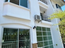 For Sale : Ratsada, 3-Story Townhouse, 3 Bedrooms 3 Bathrooms