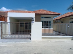 For Rent : Wichit, One-story semi-detached house, 3 bedrooms 2 bathrooms