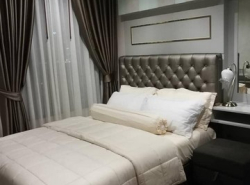 Edge Sukhumvit 23 comfortable quiet private 12th floor BTS Asoke