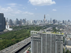 ขายคอนโดไลฟ์ อโศก ( Life Asoke) ถนนพระราม 9 ใกล้สถานีรถไฟฟ้า MRT ชั้นที่ 37 วิวสวย ใกล้สวน ห้องใหญ่ ราคาถูกพิเศษ