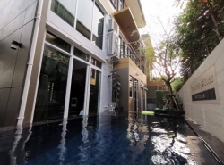 ให้เช่า Pool Villa บ้านหรูพร้อมสระว่ายน้ำ 4 ห้องนอน ลาดพร้าว1 ใกล้รถไฟฟ้า