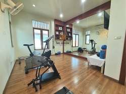 Sukhumvit house for sale with large 4 bedrooms near BTS