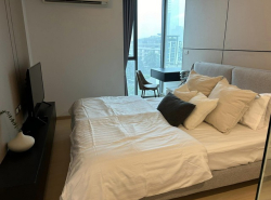 Via 49 Clean quiet convenient 8th floor BTS Thonglor