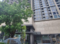 ขายห้อง Luxury หรู หรา ในราคาที่คุ้มค่า คอนโด Whizdom Essence Sukhumvit 101