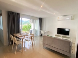 For Rent : Condominium in Patong area, 2 Bedroom 1 Bathroom, 3rd flr.