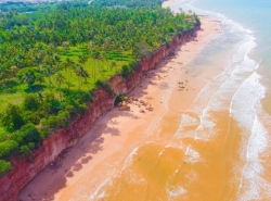 คุยง่าย บริการหลังการขายดี ให้ข้อมูลพร้อมบริการพาชมที่จริง หาดส่วนตัว 6.9ลบ. จ.ประจวบฯ ฟินกับธรรมชาติชายทะเล รับลมท้าแดด บ้านเลขที่59/3 บ้านหันหน้าไปทาง ทิศเหนือ  