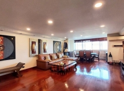 SC050524 Condo for sale, special price, D.S. Tower II Sukhumvit 39, near BTS Phrom Phong.