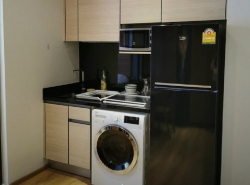 ว่างให้เช่า1 BED 1 BATH ห้องชั้นสูง ตรงแต่งครบ คอนโด Park 24 บรรยากาศร่มรื่น